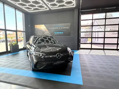 Gebraucht Mercedes GLC300 AMG line 269 PS (197 kW) 2025 Grau SUV