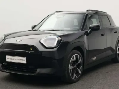 Usata Mini Aceman Classic 160 kW (218 CV) 2025 Nero SUV