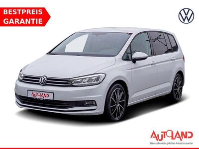 Weiß Gebraucht 2018 VW Touran Trendline Van / Kleinbus | 18.990 € (Etwas zu teuer)