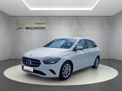 Gebraucht Mercedes B180 Progressive 116 PS (85 kW) 2019 Weiß Kleinwagen