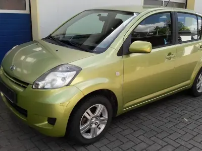 Gebraucht Daihatsu Sirion 91 PS (66 kW) 2008 Grün Kleinwagen