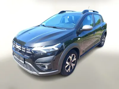 Gebraucht Dacia Sandero Expression 110 PS (80 kW) 2023 Schwarz metallic