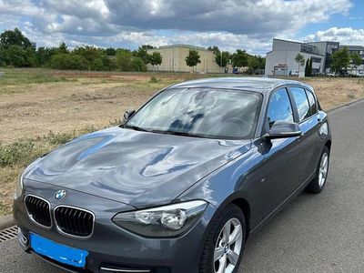 BMW 120