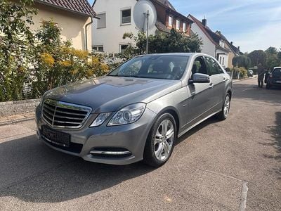 Gebraucht 2011 Mercedes E200 Limousine | 11.000 € (Fairer Preis)