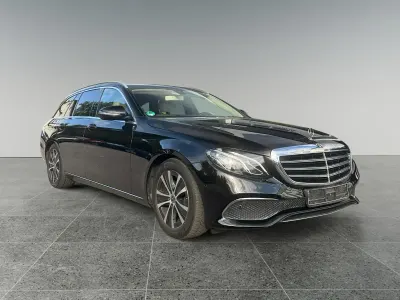 Gebraucht Mercedes E200 160 PS (117 kW) 2019 Schwarz Kombi