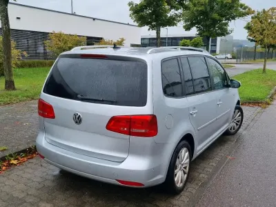 Gebraucht VW Touran 140 PS (102 kW) 2013 Silber Van / Kleinbus