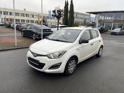 Weiß Gebraucht 2014 Hyundai i20 Edition Limousine | 4.300 € (Fairer Preis)