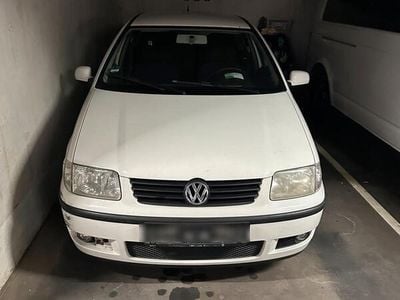 VW Polo
