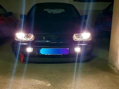 Usata VW Golf Cabriolet 75 CV (55 kW) 1997 Blu Cabrio
