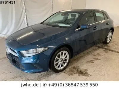 Używany Mercedes A250 Advanced 218 KM (160 kW) 2022 Niebieski Sedan/Limuzyna