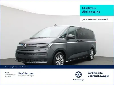 Second-hand VW Multivan Style 150 CP (110 kW) 2024 Gri Monovolum