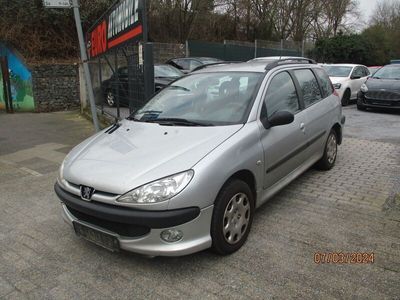 gebraucht Peugeot 206 SW Grand Filou Cool