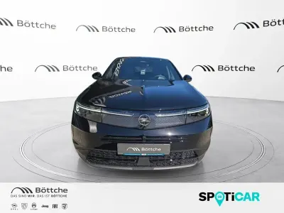 Neu Opel Grandland X 145 PS (106 kW) 2026 Schwarz SUV