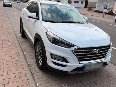 Gebraucht Hyundai Tucson 184 PS (135 kW) 2020 Weiß SUV