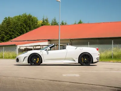 Gebraucht Ferrari F430 489 PS (359 kW) 2023 Weiß Cabrio
