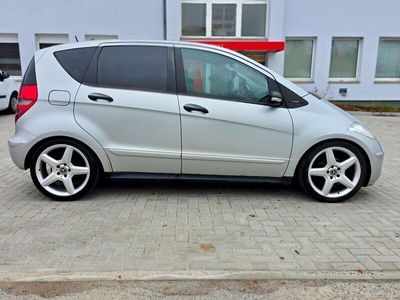 Mercedes A200