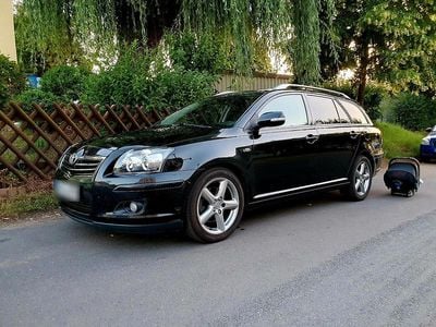 Usata Toyota Avensis T2 177 CV (130 kW) 2007 Nero Station wagon