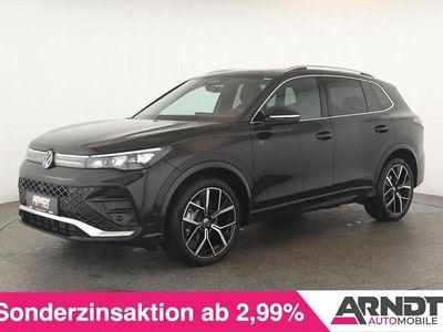Gebraucht VW Tiguan R-line 150 PS (110 kW) 2025 Deep black perleffekt SUV