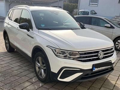 Gebraucht VW Tiguan Allspace Move 200 PS (147 kW) 2023 Weiß SUV