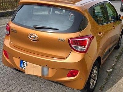 Begagnad Hyundai i10 Style 87 HK (63 kW) 2016 Orange Halvkombi