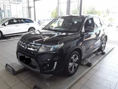 Gebraucht Suzuki Vitara Comfort 120 PS (88 kW) 2017 Schwarz SUV