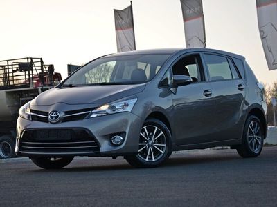 gebraucht Toyota Verso 1.6 D-4D / Navigation / Rückfahrkamera