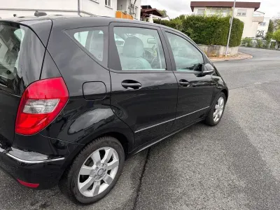 Gebraucht Mercedes A160 Avantgarde 95 PS (69 kW) 2010 Schwarz Van / Kleinbus