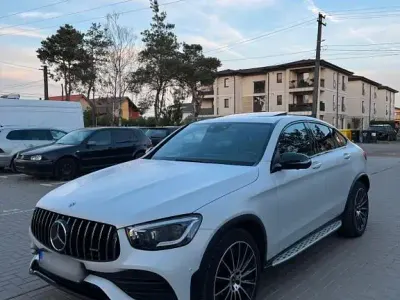 Gebraucht Mercedes GLC400d AMG 330 PS (242 kW) 2020 Weiß Coupé