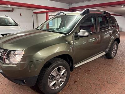 Gebraucht Dacia Duster 102 PS (75 kW) 2014 Grün SUV