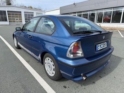 Second-hand BMW 316 Compact 116 CP (85 kW) 2001 Albastru Hatchback