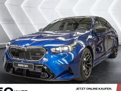 Ny BMW M5 727 HK (534 kW) 2025 Blå Sedan