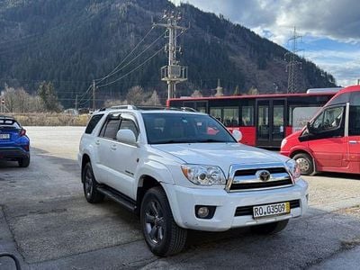 Weiß Gebraucht 2007 Toyota 4 Runner SUV | 14.500 €