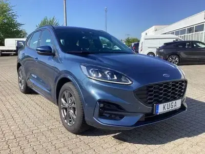 Gebraucht Ford Kuga ST-Line 150 PS (110 kW) 2024 Blau SUV