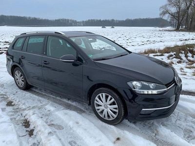 Schwarz Gebraucht 2017 VW Golf VII Sound Kombi | 10.990 € (Fairer Preis)