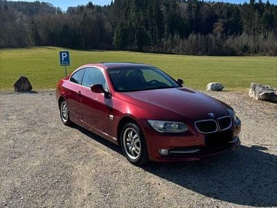 Gebraucht BMW 320 184 PS (135 kW) 2013 Rot Coupé