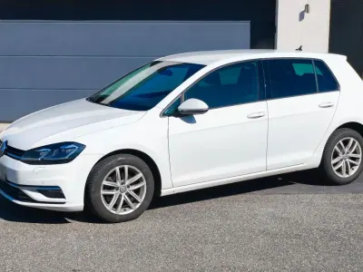 Gebraucht VW Golf VII Active 125 PS (91 kW) 2017 Weiß Limousine