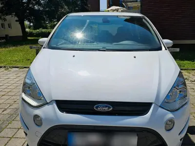 Gebraucht Ford S-MAX S 115 PS (84 kW) 2011 Weiß Van / Kleinbus