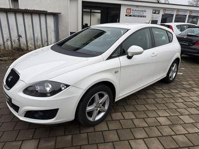 Weiß Gebraucht 2010 Seat Leon Reference Limousine | 3.490 € (Fairer Preis)