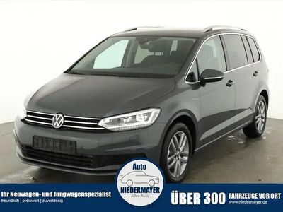 Nouă VW Touran Comfortline 150 CP (110 kW) 2025 Negru Monovolum