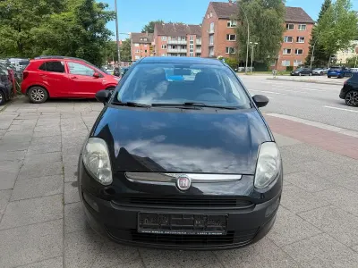 Gebraucht Fiat Punto Evo 77 PS (56 kW) 2010 Schwarz Kleinwagen