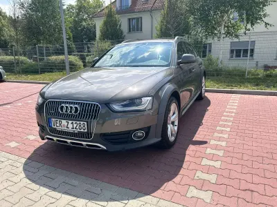 Gebraucht Audi A4 Allroad S-Line 163 PS (119 kW) 2015 Grau Kombi