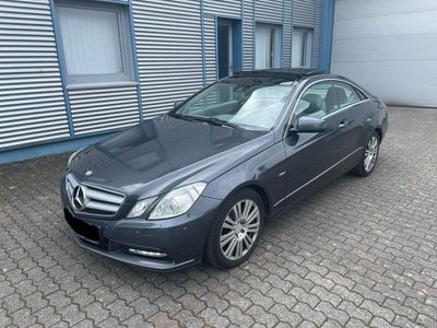 gebraucht Mercedes E220 Coupe CDI BlueEfficiency“Panorama