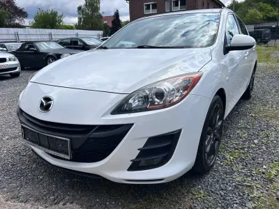 Gebraucht Mazda 3 Active Plus 105 PS (77 kW) 2011 Crystal white Limousine
