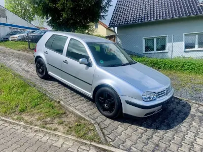 Gebraucht VW Golf IV Trendline 75 PS (55 kW) 2002 Silber Kleinwagen
