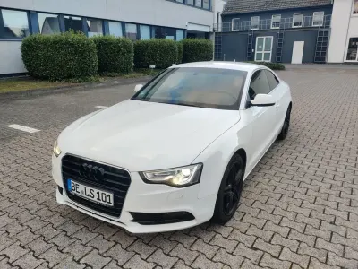 Gebraucht Audi A5 Sport 170 PS (125 kW) 2013 Weiß Coupé