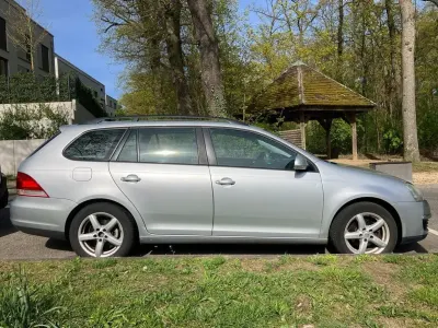 Second-hand VW Golf VI 105 CP (77 kW) 2008 Argintiu Hatchback