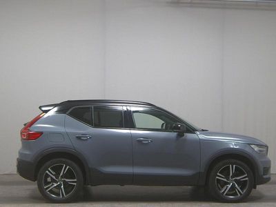 Begagnad Volvo XC40 R-Design 261 HK (191 kW) 2020 Grå SUV