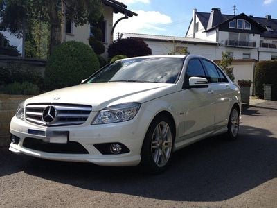 Gebraucht Mercedes C180 Avantgarde 156 PS (114 kW) 2010 Weiß Limousine