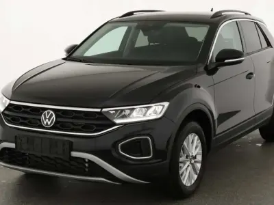 Gebraucht VW T-Roc Cabriolet Life 150 PS (110 kW) 2025 Deep black perleffekt SUV
