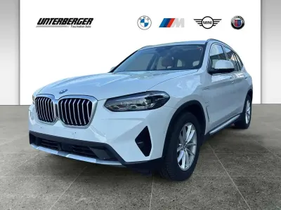 Gebraucht BMW X3 Sport Line 184 PS (135 kW) 2022 Weiß SUV